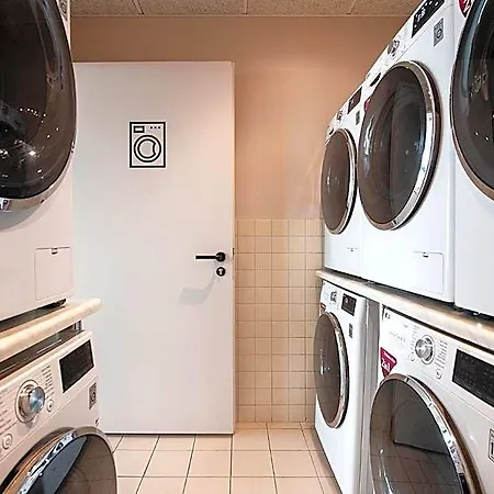 Aparthotel Hugo 3*